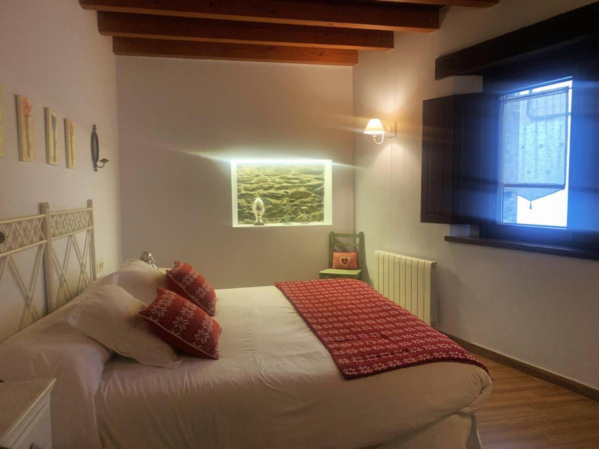 Alba D'Esteve. Casa Rural エスポット エクステリア 写真