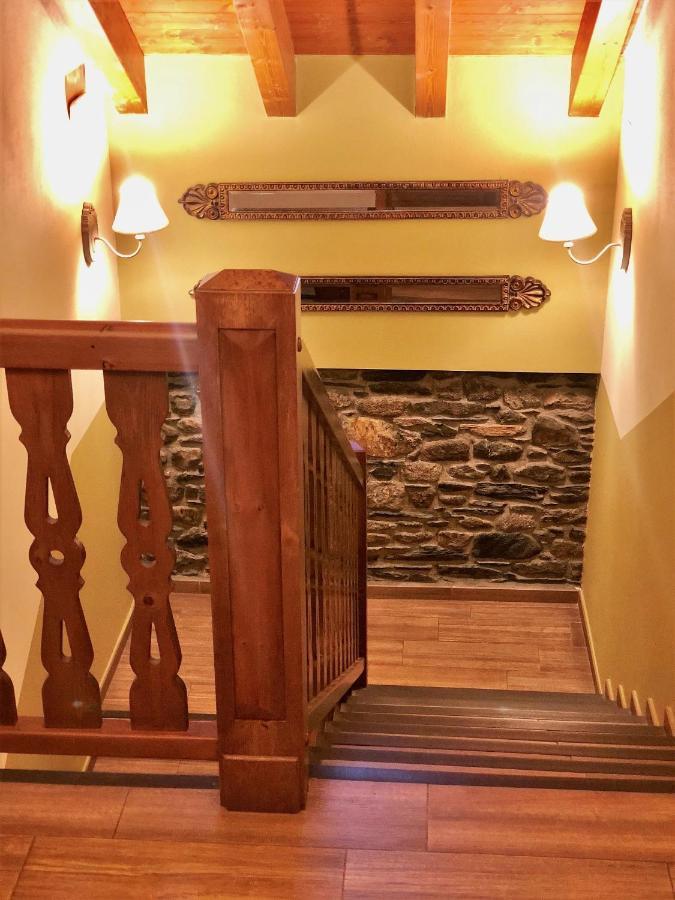 Alba D'Esteve. Casa Rural エスポット エクステリア 写真